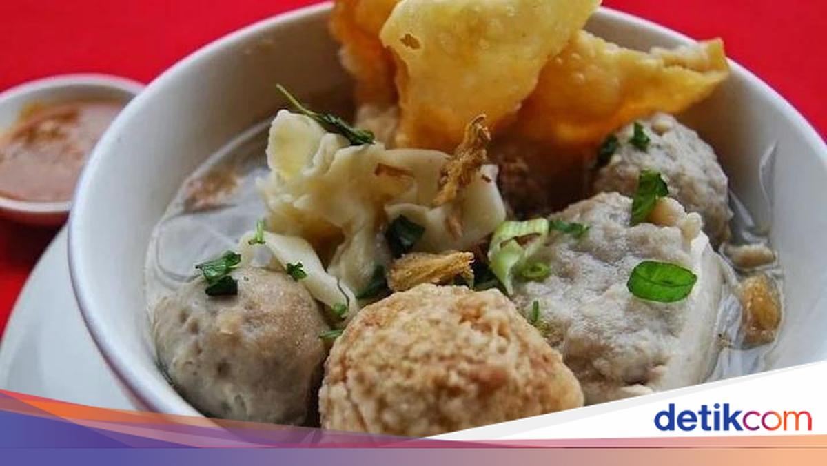 Bakso Malang Mas Win: Rasa yang Mengobati Rindu Kota Malang di Jantung Cilacap