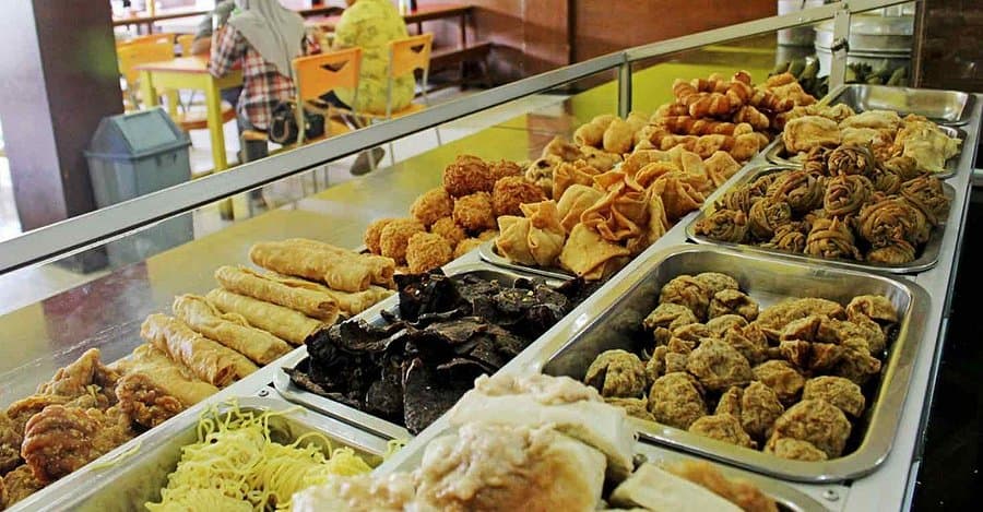 Bakso Malang Mas Win: Rasa yang Mengobati Rindu Kota Malang di Cilacap